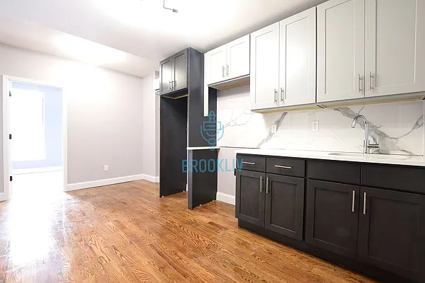 Rented by null | media 2