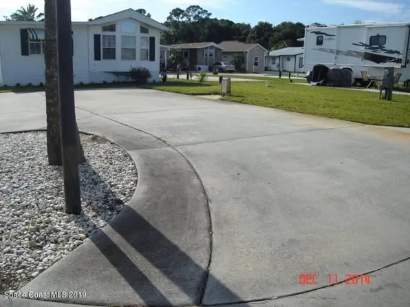 3023 Discovery Pl, Titusville, FL 32796