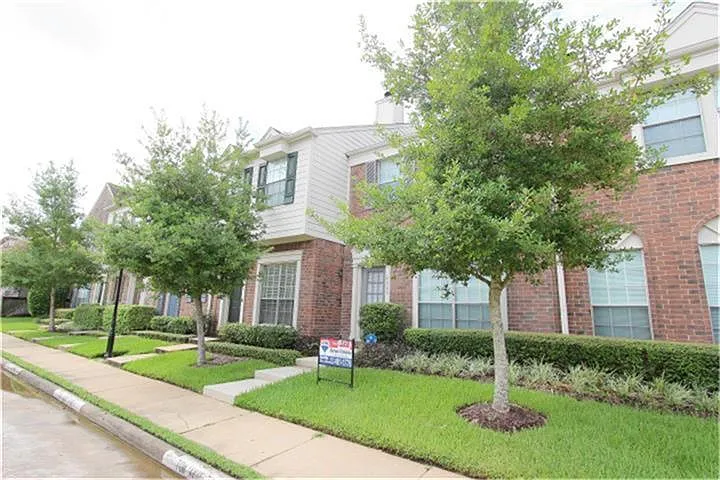 2930 Grants Lake Blvd #2305 — Photo 1