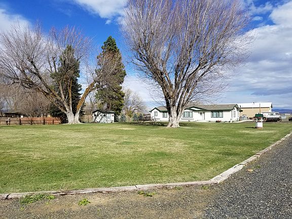 park setting, easy care