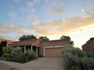 4569 Mesa Del Oro Loop, Santa Fe, NM 87507
