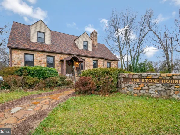 6073 Arlington Blvd, Falls Church, VA 22044