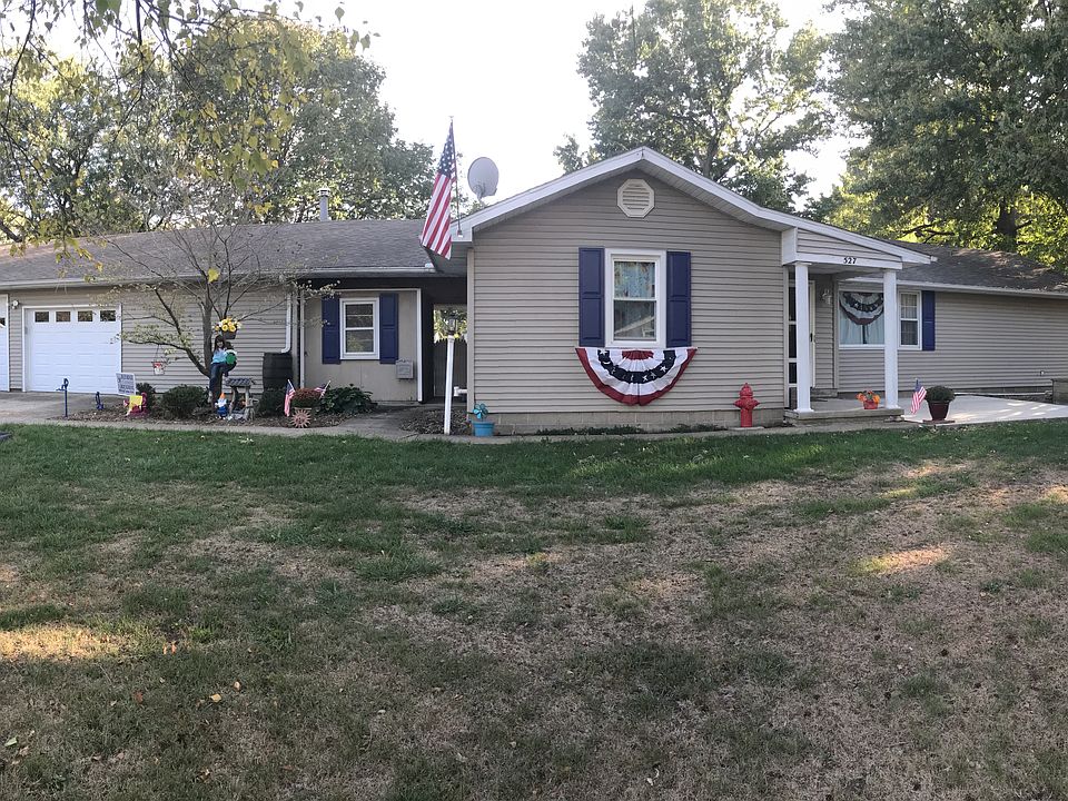 View of home from front.