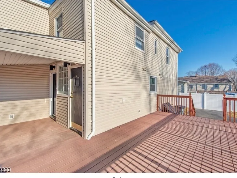 34 Morris Ave #2 — Photo 10