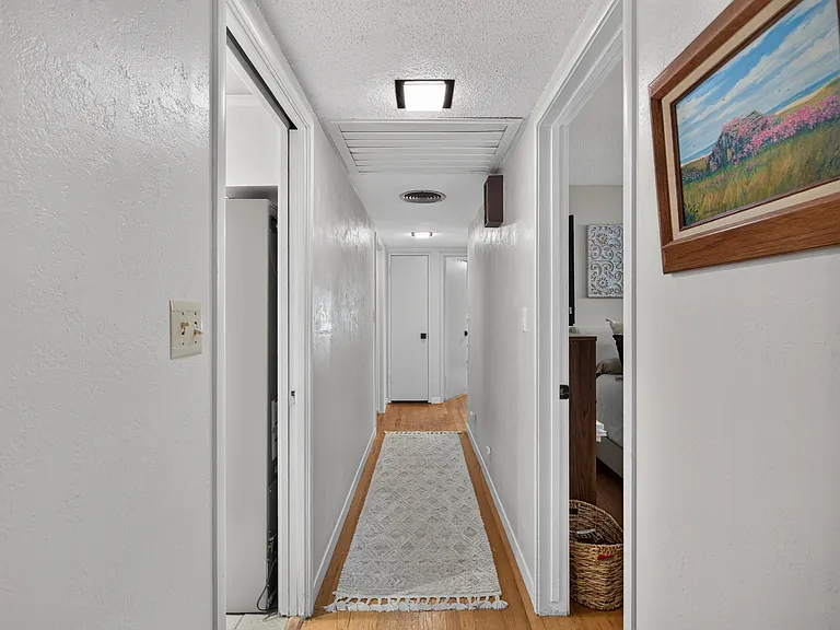 1106 Lake Home Dr — Photo 17