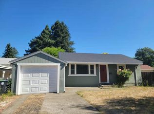 406 Grove Ave, Ukiah, CA 95482