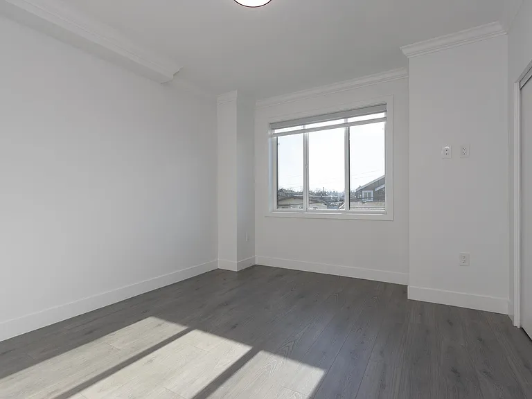 2122 E 32nd Ave #204 — Photo 22