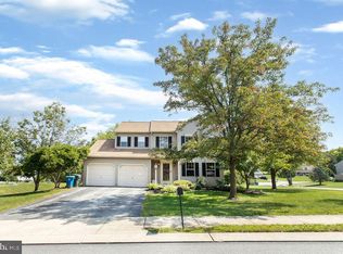 3903 Starview Dr, York, PA 17402