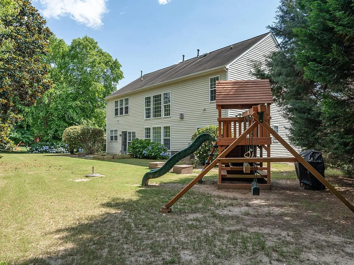 Building Photo - 5404 Glorietta Cir