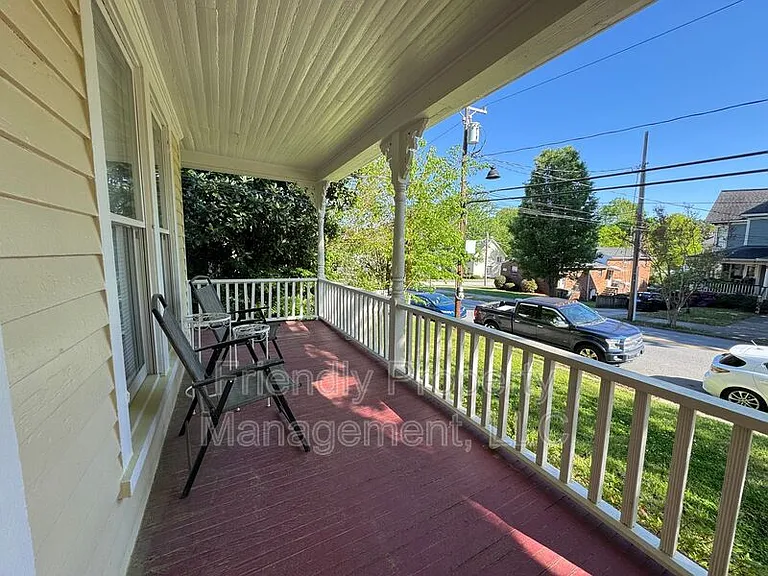 706 Walker Ave #B — Photo 15