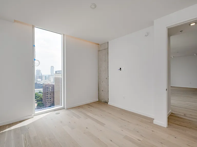 313 W 17th St #1806 — Photo 20