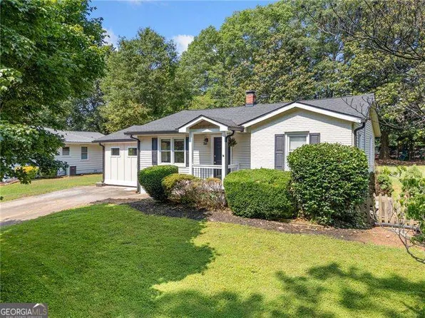 3274 Ridgecrest Rd SE, Smyrna, GA 30080
