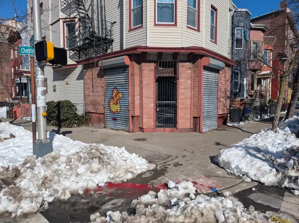 151 Chestnut Avenue image 1 of 1