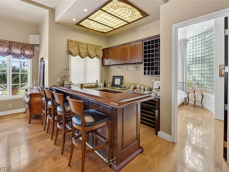 22 Burning Tree Ct — Photo 15