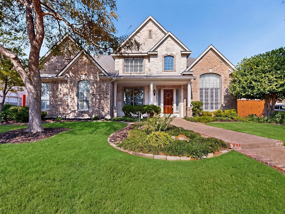 1st image of 1921 Armstrong Dr