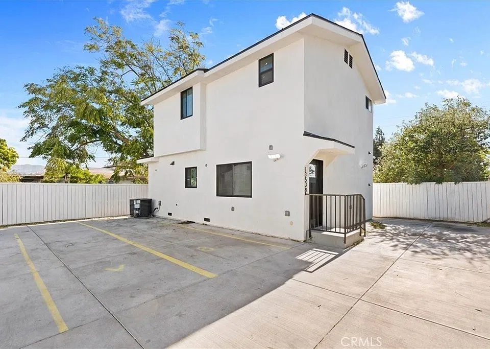 13538 Remington St