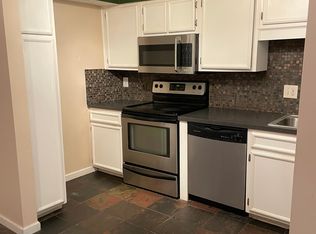 3602 Gillham Rd APT 8, Kansas City, MO 64111