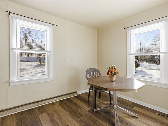 5th image of 1198 Morgan Rd