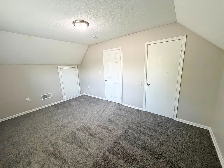 1111 Canary Ln — Photo 13