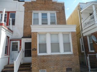137 N Newport Ave, Ventnor, NJ 08406