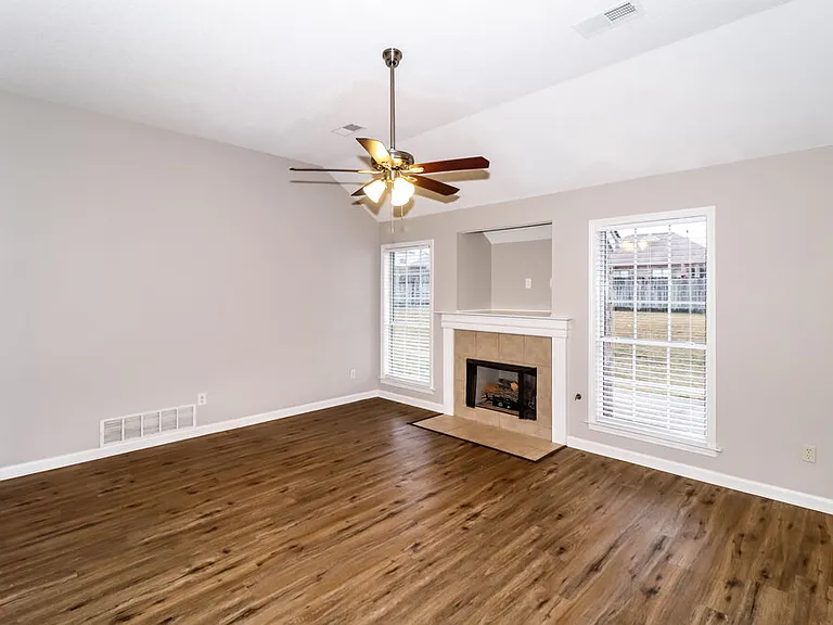 205 Mack Edwards Dr — Photo 6