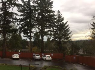 8420 SW Canyon Ln APT 1, Portland, OR 97225
