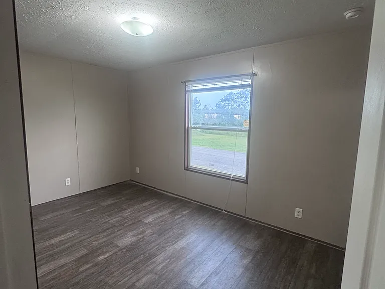 5595 Highway 90 E #124 — Photo 12