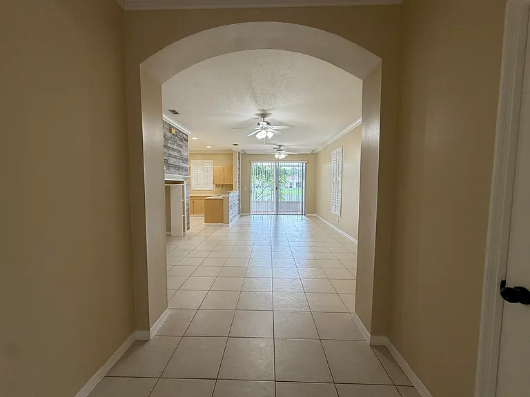 274 River Bluff Ln — Photo 4