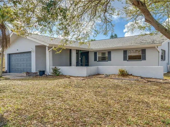 6549 Duquesne Dr, Fort Myers, FL 33919