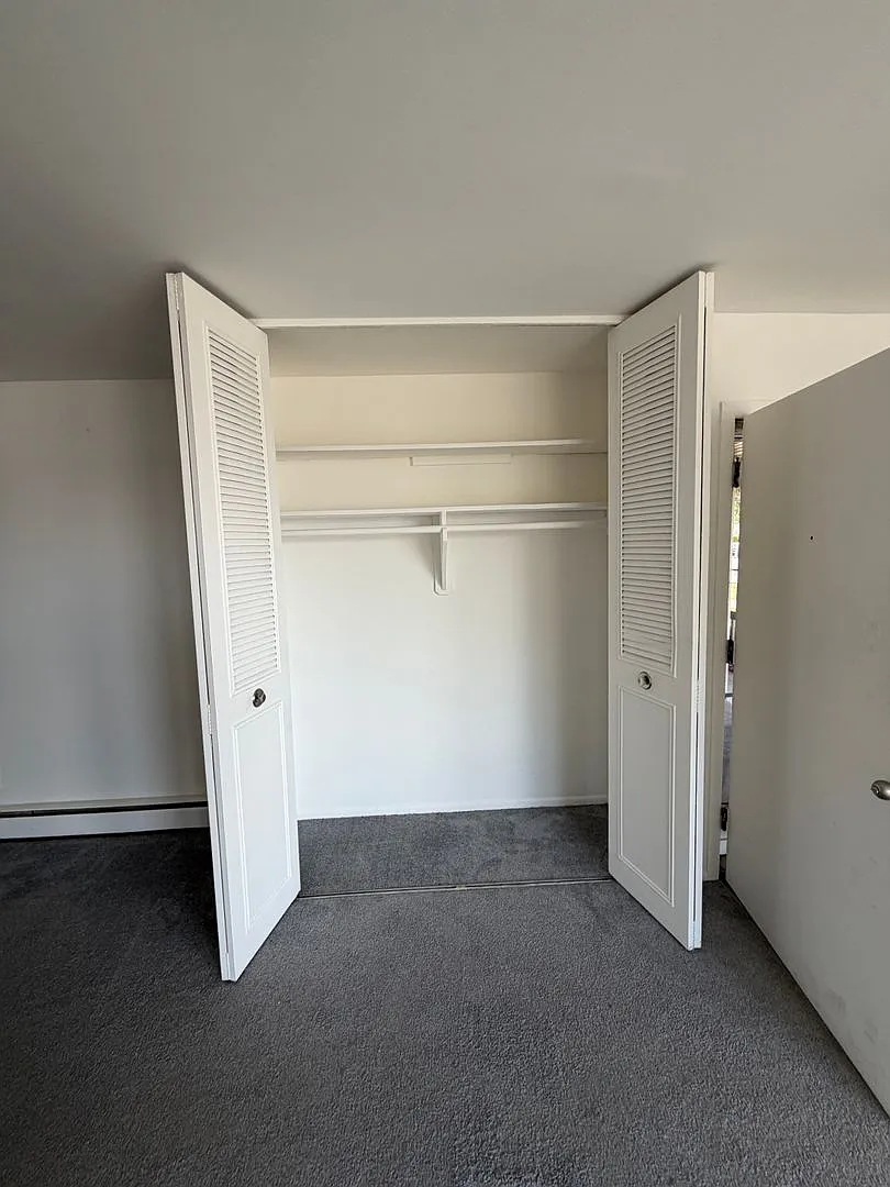 Nautical Mile One Bedroom First Floor Apartment — Photo 4
