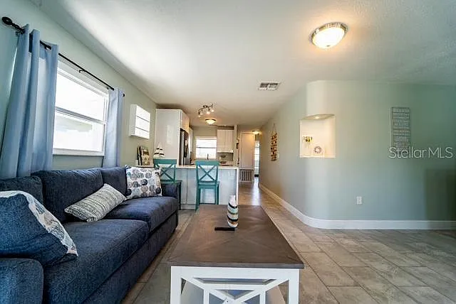 4825 Floramar Ter — Photo 6
