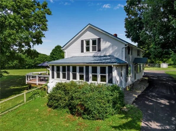 1491 Creek Rd, Attica, NY 14011