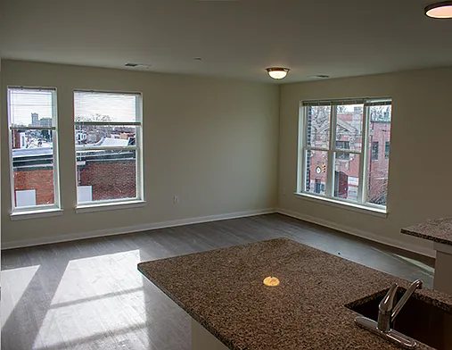 Renaissance Row — Photo 12