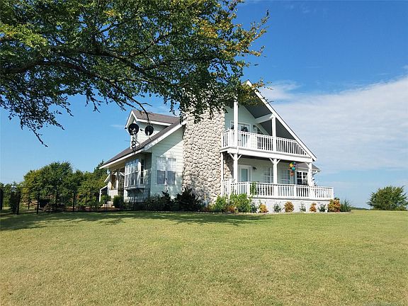 4th image of 6909 River Oak Dr #D-5