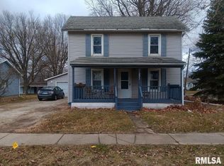221 E Chatham St, Metamora, IL 61548