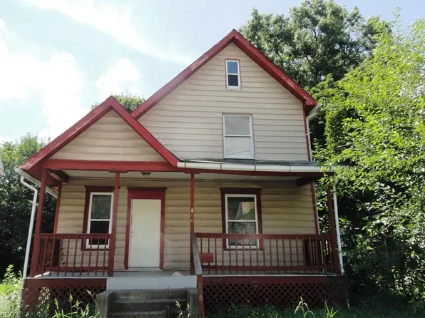 800 9th St NW, Canton, OH 44703