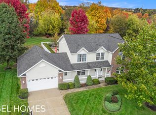 10141 River Rock Blvd, Dimondale, MI 48821