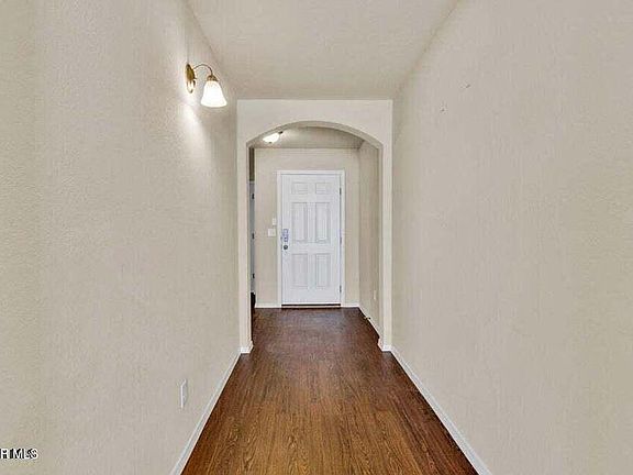 4th image of 14600 Escalera Dr