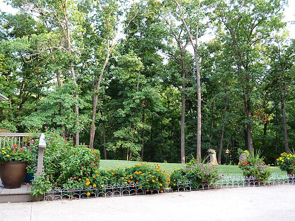 front porch & yard