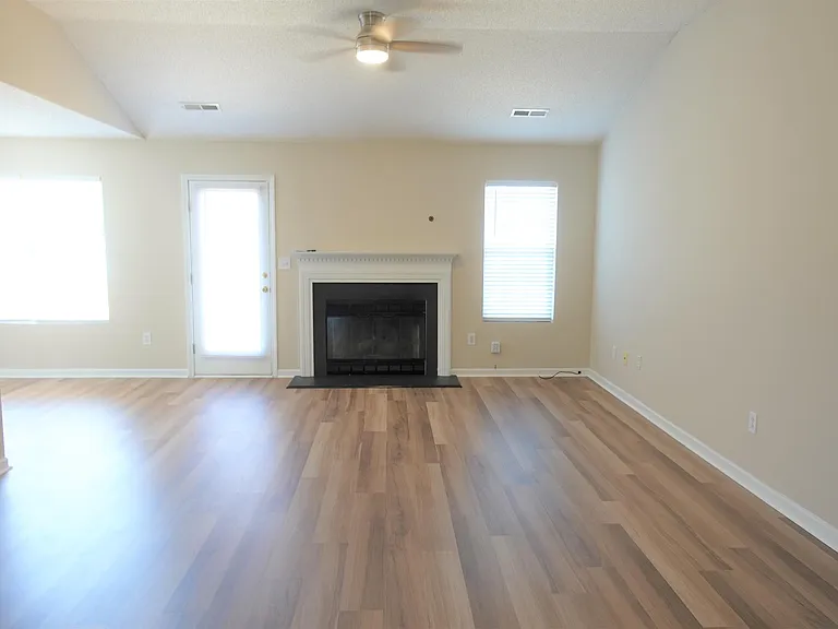 4 Enoree View Dr #1 — Photo 4