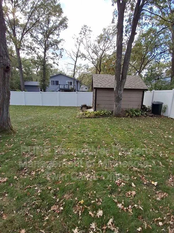 4 bed, 2.0 bath, 1094 sqft, $2,900 — Photo 4