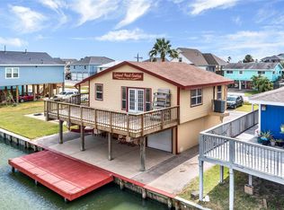 104 Bayou Vista Dr, Hitchcock, TX 77563