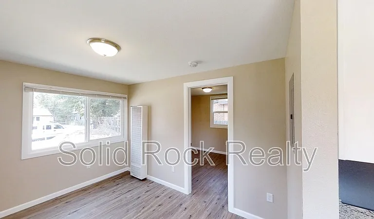 2413 E Saint Vrain St #101 — Photo 8