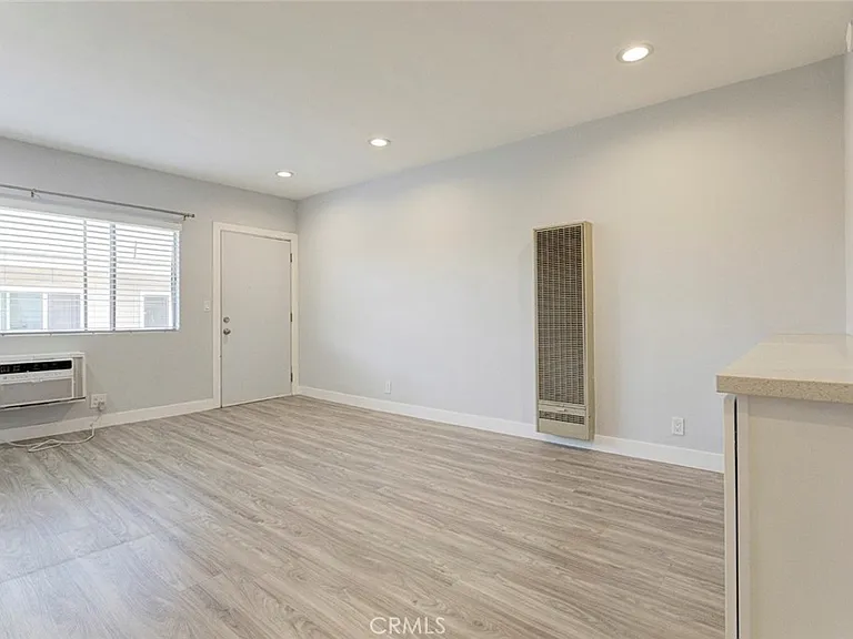 1835 N Alexandria Ave #10 — Photo 8