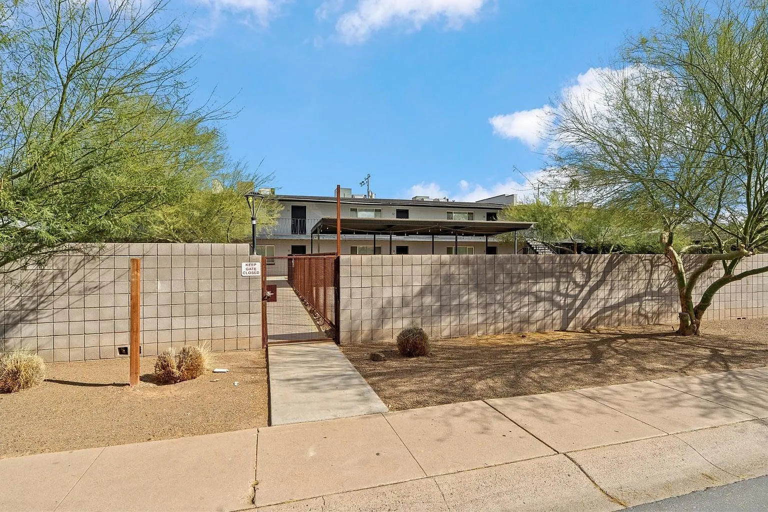 2 bed, 1.0 bath, 900 sqft, $1,225 — Photo 3