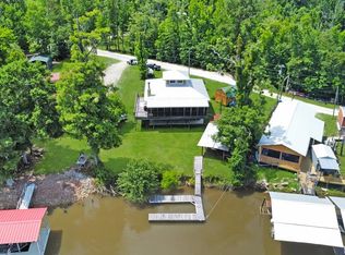354 Red Bull Island Dr, Wewahitchka, FL 32465