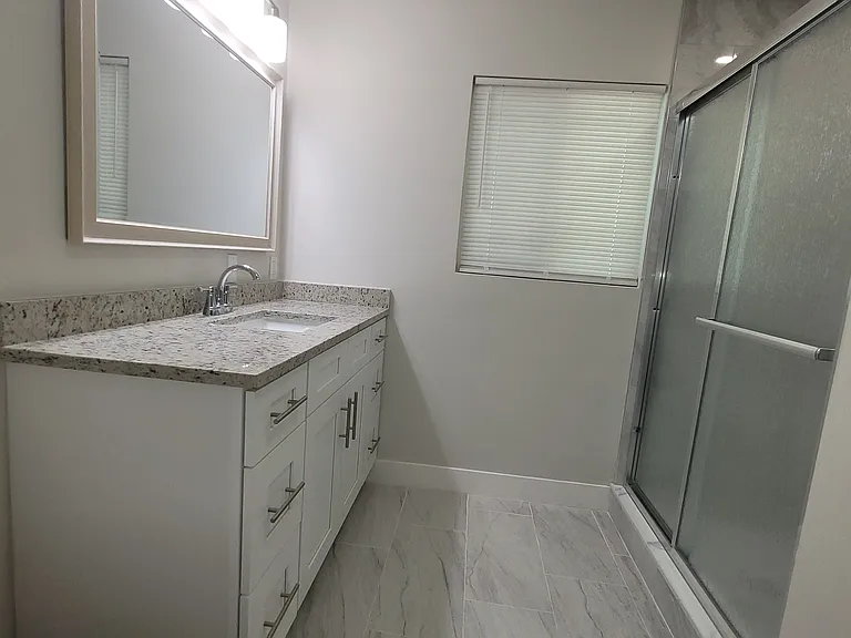 4659 Helena St NE — Photo 13