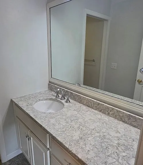 11864 Featherwood Dr — Photo 20