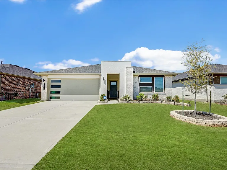 29918 Reagans Ranch Dr — Photo 1