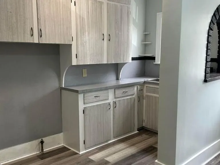 1605 Kearsley Park Blvd — Photo 15